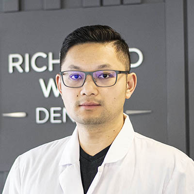 Dr. Michael Le
